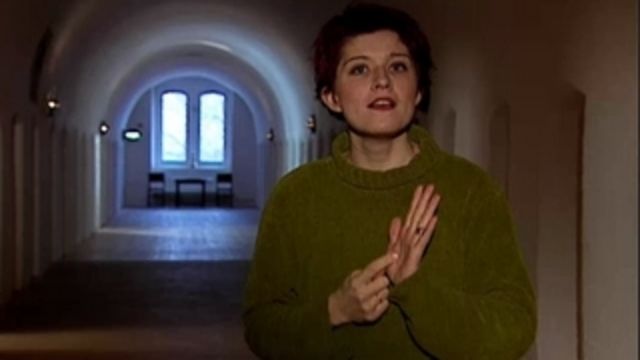 Dövas Historia : Även munkarna tecknade och nunnorna likaså