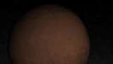 Solen, månen och den röda planeten - syntolkat : Himlabilder och stjärnmönster