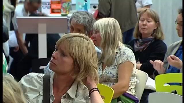 UR Samtiden - Bok och bibliotek 2010 : Vad är liv, i kosmos, i cellen, i människan?