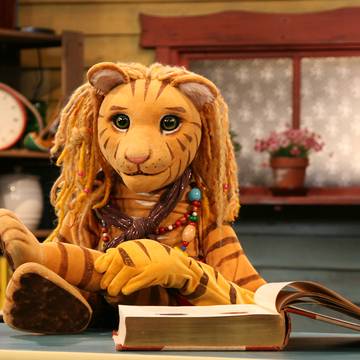 Xarkovdagi jinsiy xotin Porno sorish kokrak uchlari