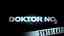 Doktor NO - syntolkat