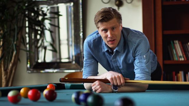 Pengar - näst viktigast efter kärleken? : Lön - svart, vit eller ingen alls?