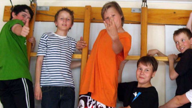 Radioskrivarklubben - nordsamiska : Katten Senap och den begagnade toarullen