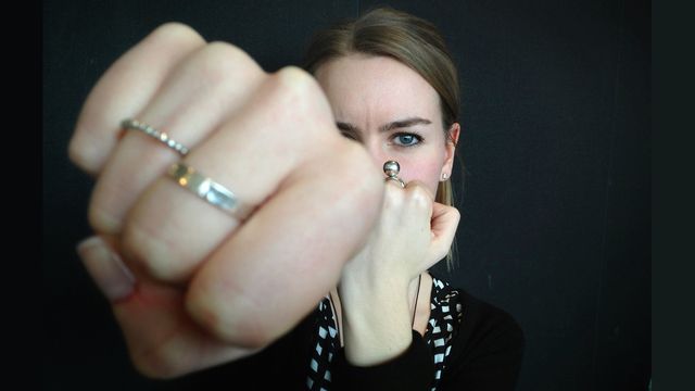 Skolministeriet : Feministiskt självförsvar på schemat
