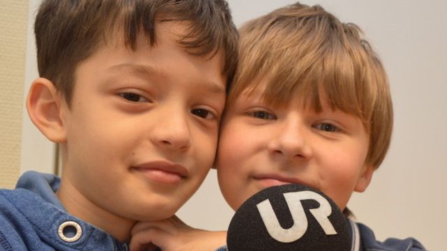 Radioskrivarklubben : Trazans kotträkningar