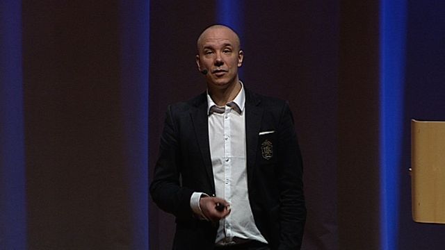 UR Samtiden - Gräv 2015 : Granska med motstånd