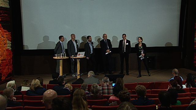 UR Samtiden - Är sociala risker ett hot mot samhället? : Panelsamtal om att förebygga radikalisering och extremism