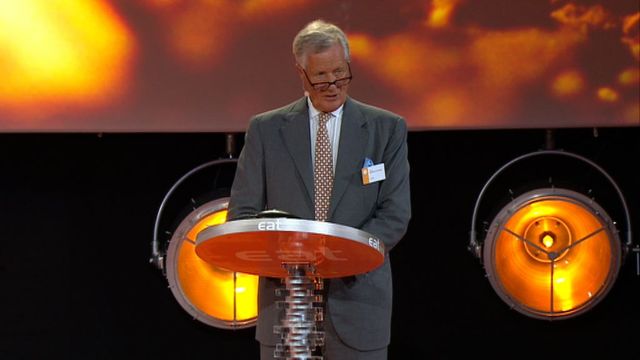 UR Samtiden - EAT 2015 : Halverad miljöpåverkan som mål