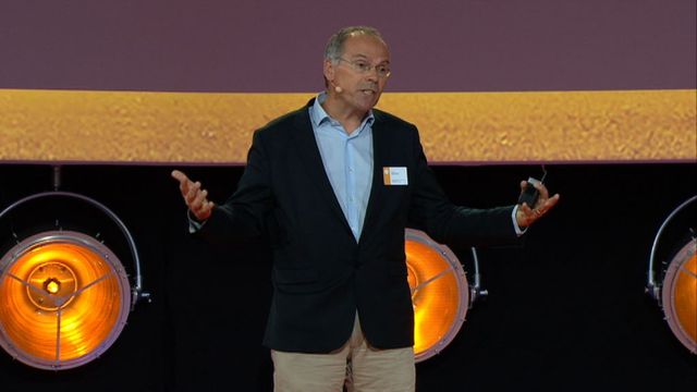 UR Samtiden - EAT 2015 : Hamburgare utan att offra kor