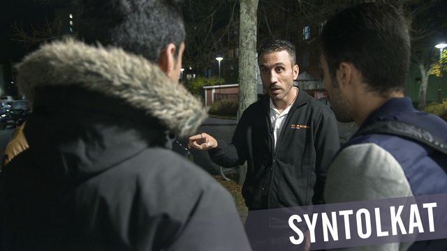 Nåt måste göras - syntolkat : Det kommer bli kaos