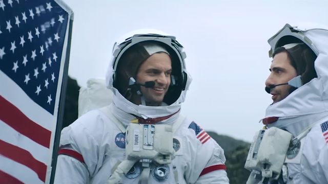 Kortfilmsklubben - engelska : To plant a flag