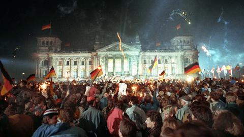 Berlinmurens uppgång och fall
