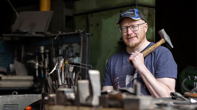 Bild ur Anders Skoglind - smed och serietecknare